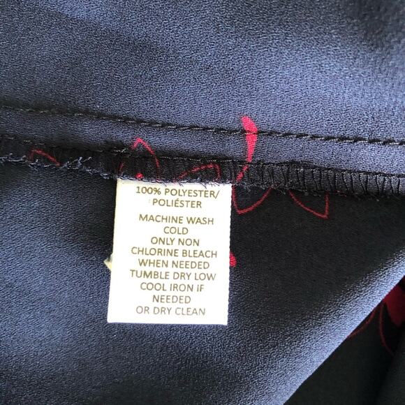 Loft Tie Neck Cold Shoulder Floral Top Size Medium - Picture 8 of 8